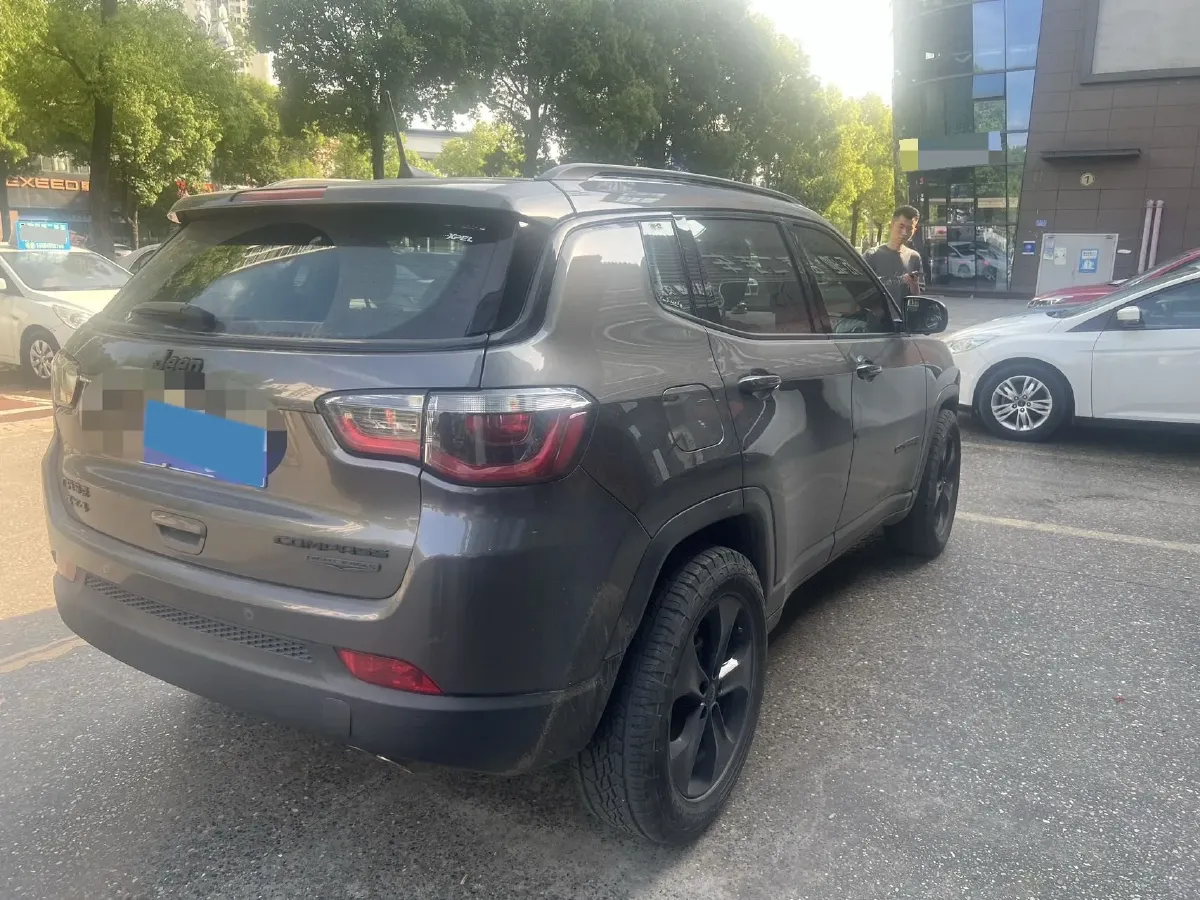 2020 Jeep Compass 1.3T 173HP L4 7DCT,autocango,china used car exporter,china ev exporter,chinese used car exporter,chinese used ev exporter