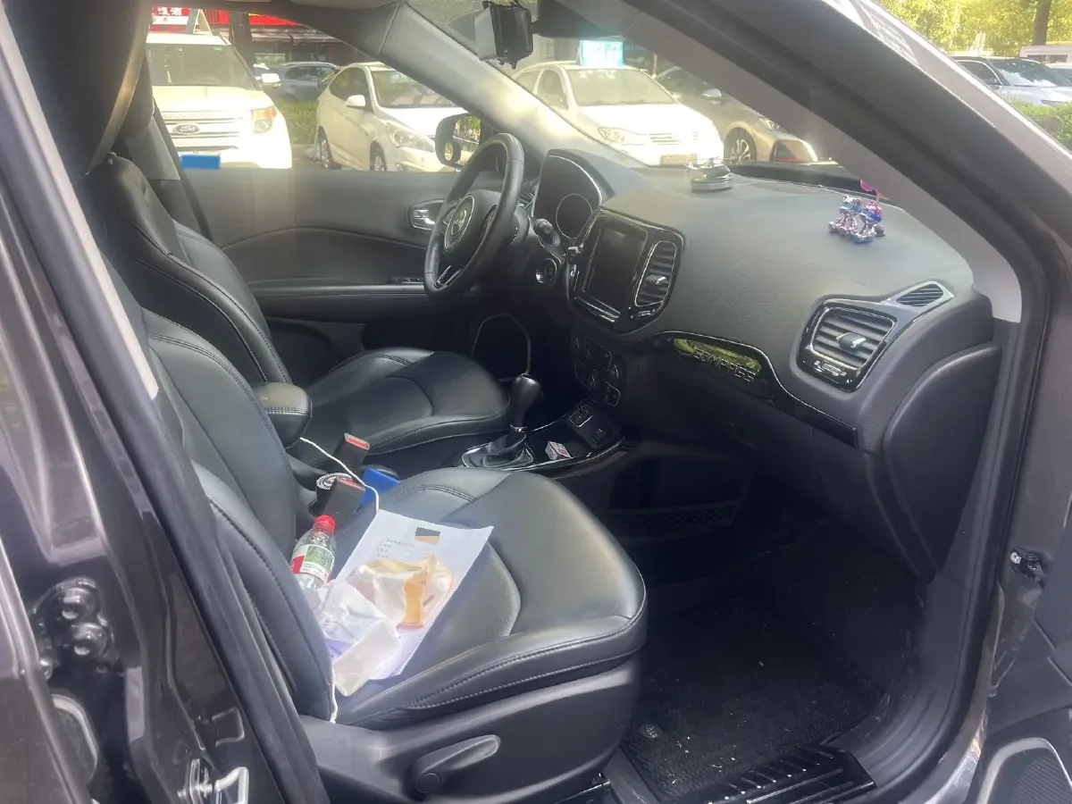 2020 Jeep Compass 1.3T 173HP L4 7DCT,autocango,china used car exporter,china ev exporter,chinese used car exporter,chinese used ev exporter
