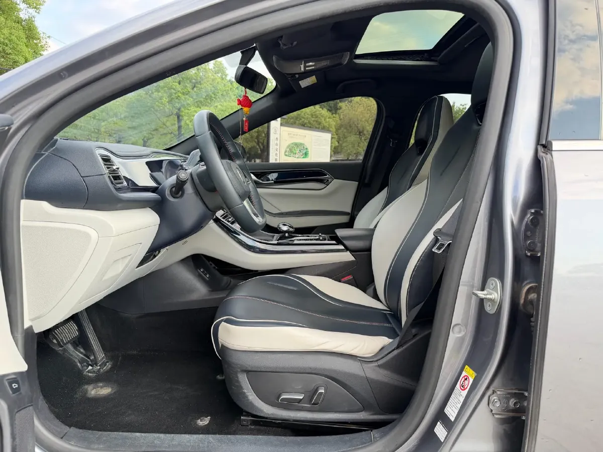 2021 Haval F7 1.5T 169HP L4 7DCT,autocango,china used car exporter,china ev exporter,chinese used car exporter,chinese used ev exporter