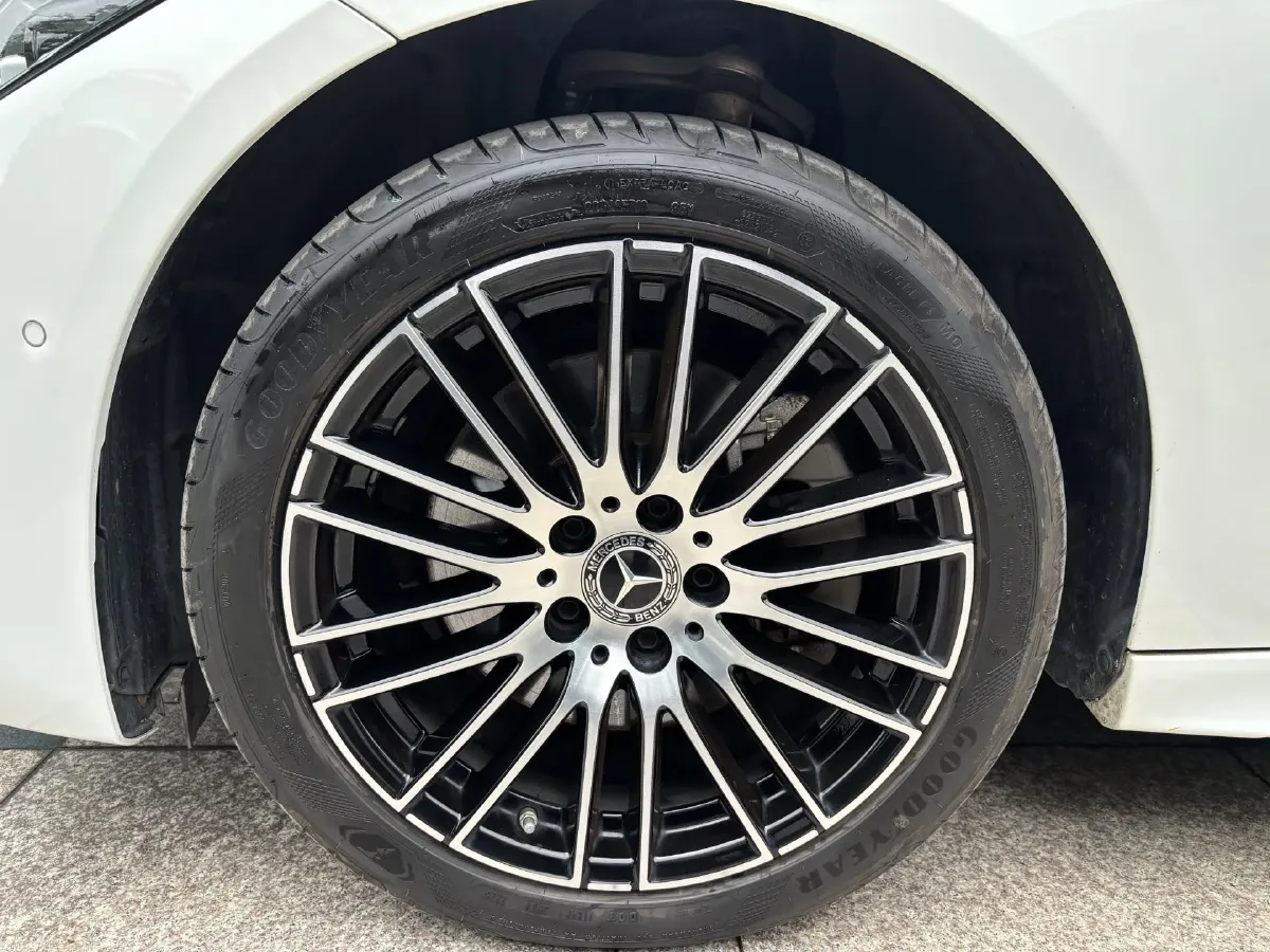 2022 Mercedes-Benz C Class 1.5T 204HP L4 9AT,autocango,china used car exporter,china ev exporter,chinese used car exporter,chinese used ev exporter