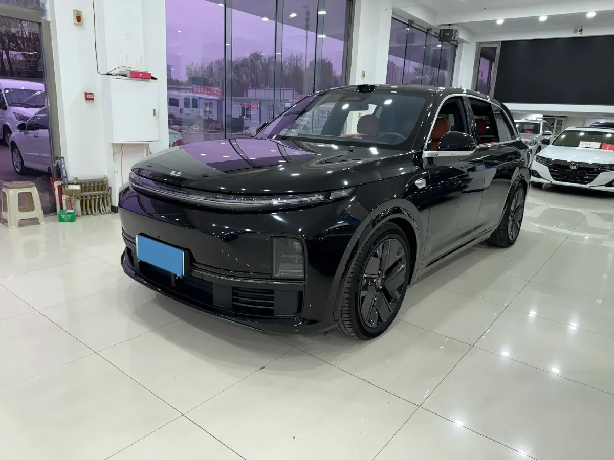 2025 Li L7 Range Extended 154HP REEV,autocango,china used car exporter,china ev exporter,chinese used car exporter,chinese used ev exporter