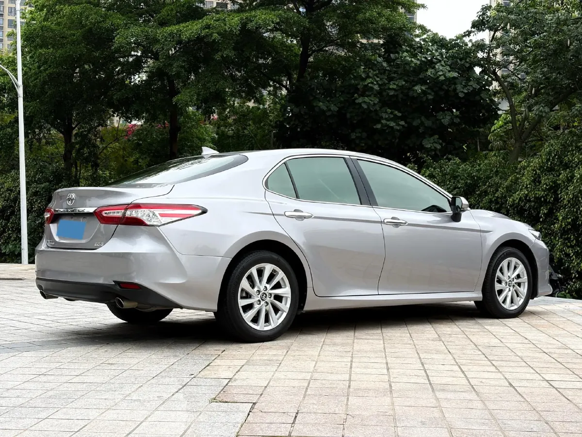 2021 Toyota Camry 2.0L 178HP L4 CVT,autocango,china used car exporter,china ev exporter,chinese used car exporter,chinese used ev exporter