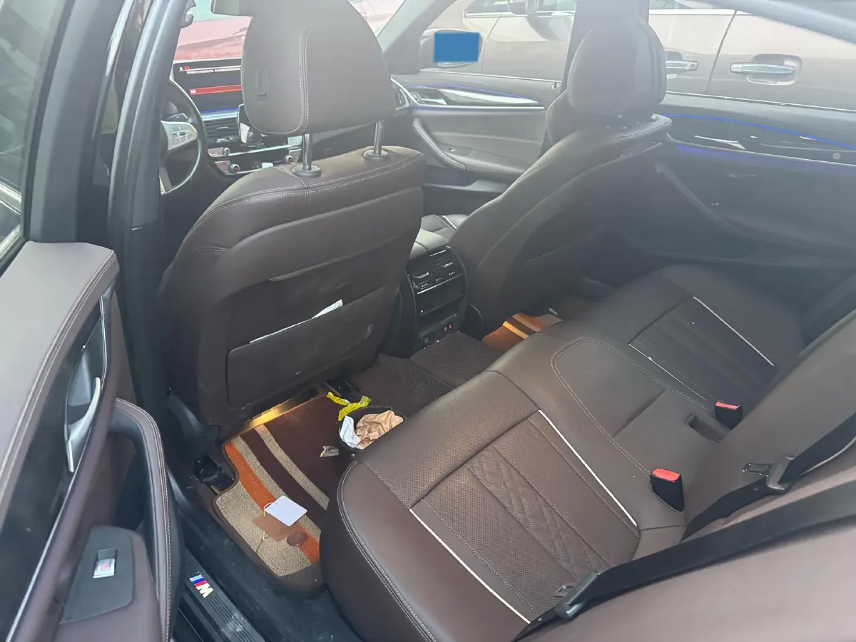 2022 BMW 5 Series 2.0T 184HP L4 8AT,autocango,china used car exporter,china ev exporter,chinese used car exporter,chinese used ev exporter