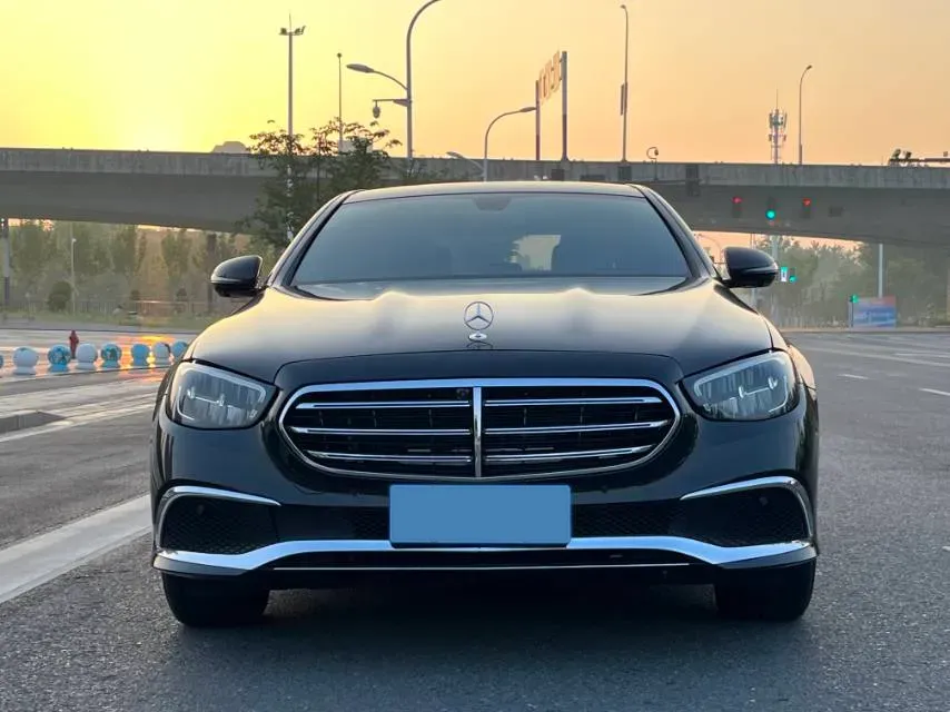 2021 Mercedes-Benz E Class 2.0T 258HP L4 9AT,autocango,china used car exporter,china ev exporter,chinese used car exporter,chinese used ev exporter