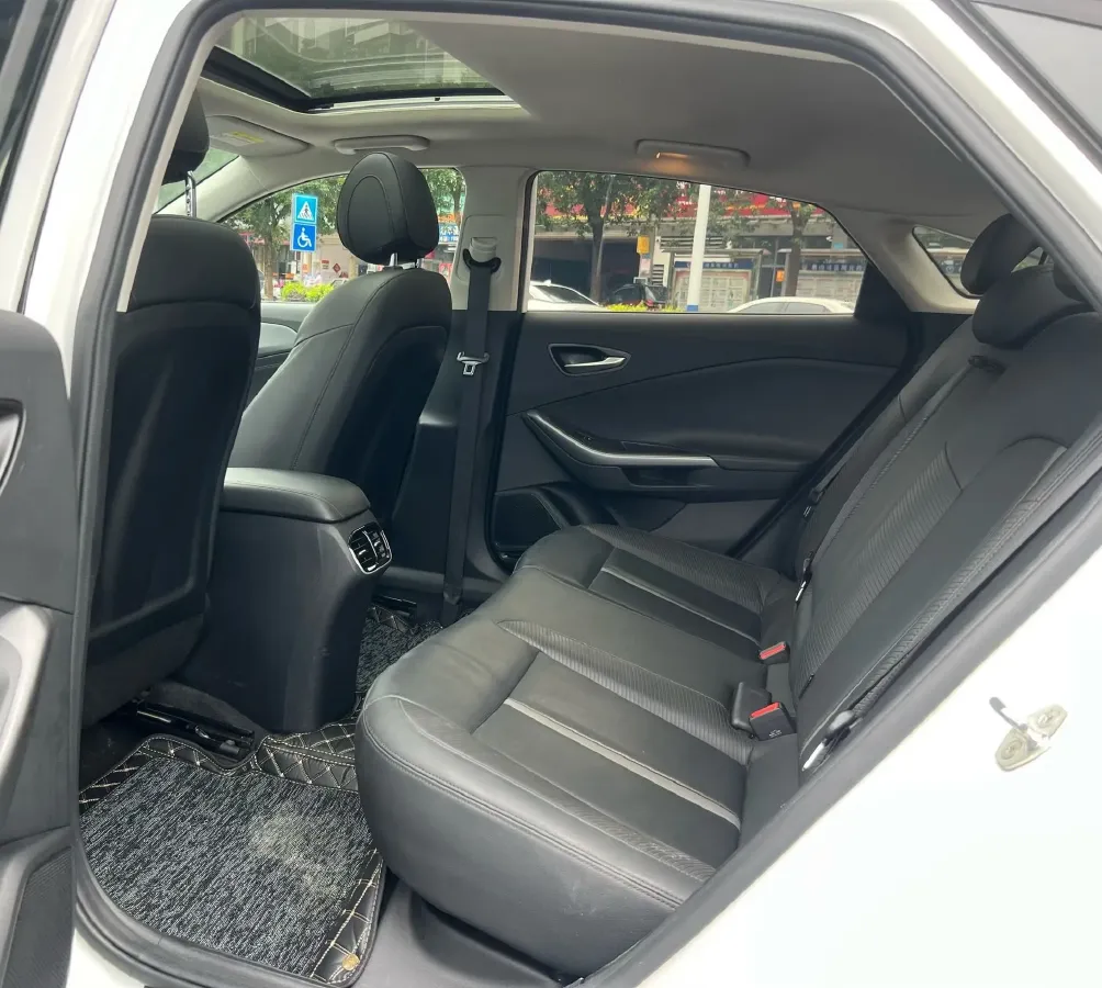 2019 Hyundai La Festa 1.6T 204HP L4 7DCT,autocango,china used car exporter,china ev exporter,chinese used car exporter,chinese used ev exporter