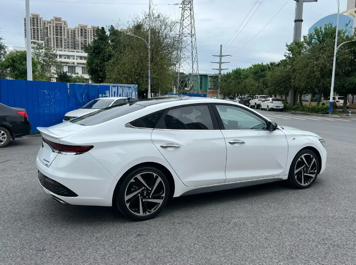 2019 Hyundai La Festa 1.6T 204HP L4 7DCT,autocango,china used car exporter,china ev exporter,chinese used car exporter,chinese used ev exporter