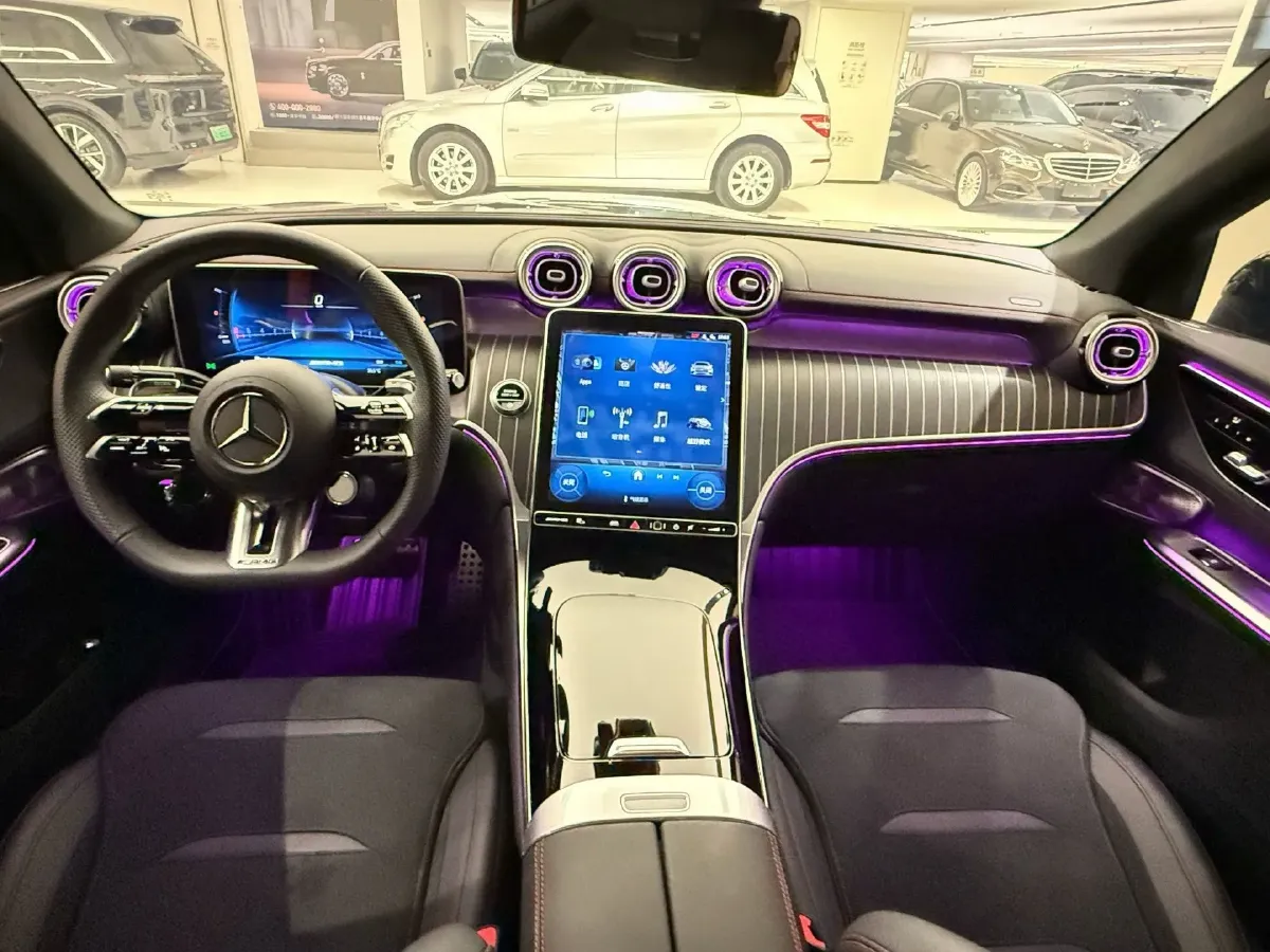 2024 Mercedes-Benz GLC Coupe AMG 2.0T 421HP L4 9AT,autocango,china used car exporter,china ev exporter,chinese used car exporter,chinese used ev exporter