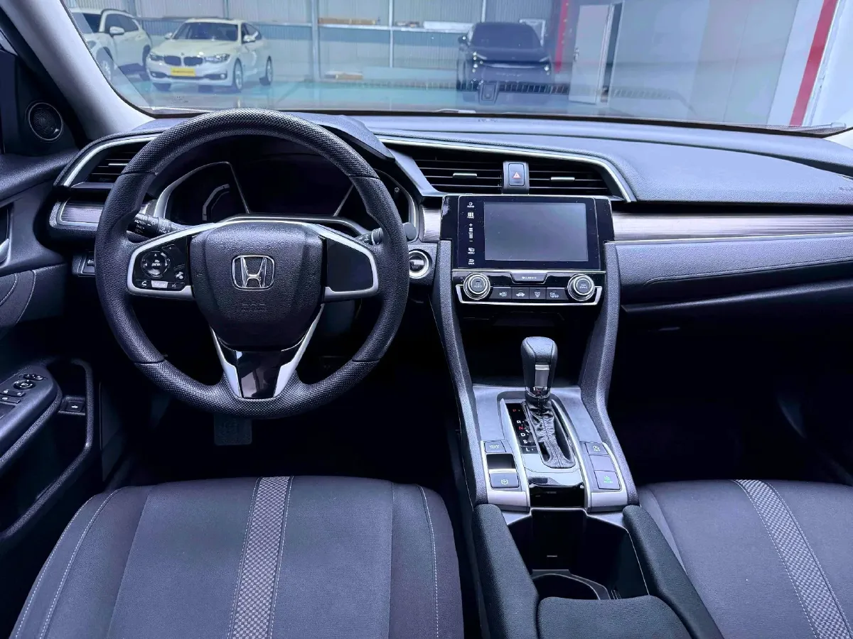 2019 Honda Civic 1.5T 177HP L4 CVT,autocango,china used car exporter,china ev exporter,chinese used car exporter,chinese used ev exporter