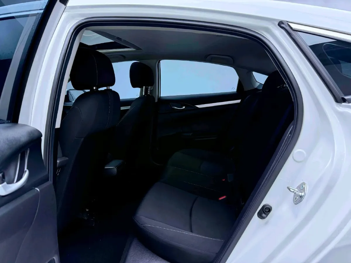 2019 Honda Civic 1.5T 177HP L4 CVT,autocango,china used car exporter,china ev exporter,chinese used car exporter,chinese used ev exporter