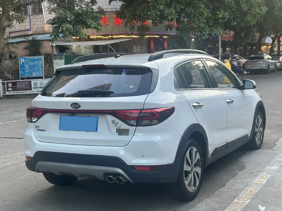 2017 Kia KX Cross 1.4L 100HP L4 6AT,autocango,china used car exporter,china ev exporter,chinese used car exporter,chinese used ev exporter