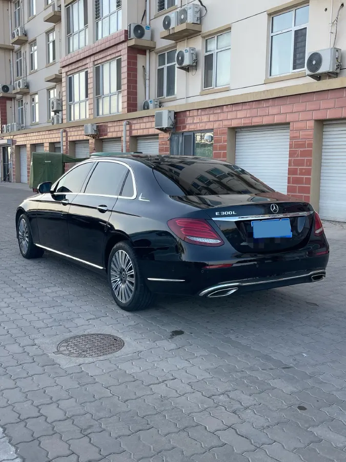2020 Mercedes-Benz E Class 2.0T 258HP L4 9AT,autocango,china used car exporter,china ev exporter,chinese used car exporter,chinese used ev exporter