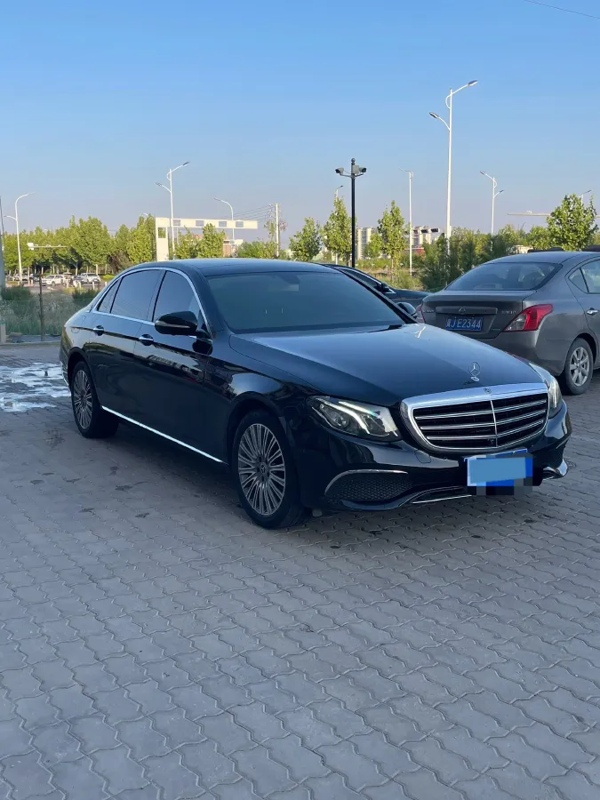 2020 Mercedes-Benz E Class 2.0T 258HP L4 9AT,autocango,china used car exporter,china ev exporter,chinese used car exporter,chinese used ev exporter