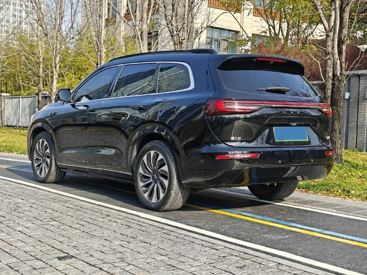 2024 AITO AITO M7 1.5T 152HP L4 REEV 40KWH,autocango,china used car exporter,china ev exporter,chinese used car exporter,chinese used ev exporter