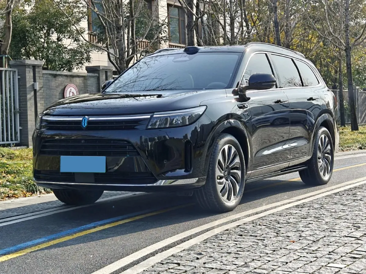 2024 AITO AITO M7 1.5T 152HP L4 REEV 40KWH,autocango,china used car exporter,china ev exporter,chinese used car exporter,chinese used ev exporter