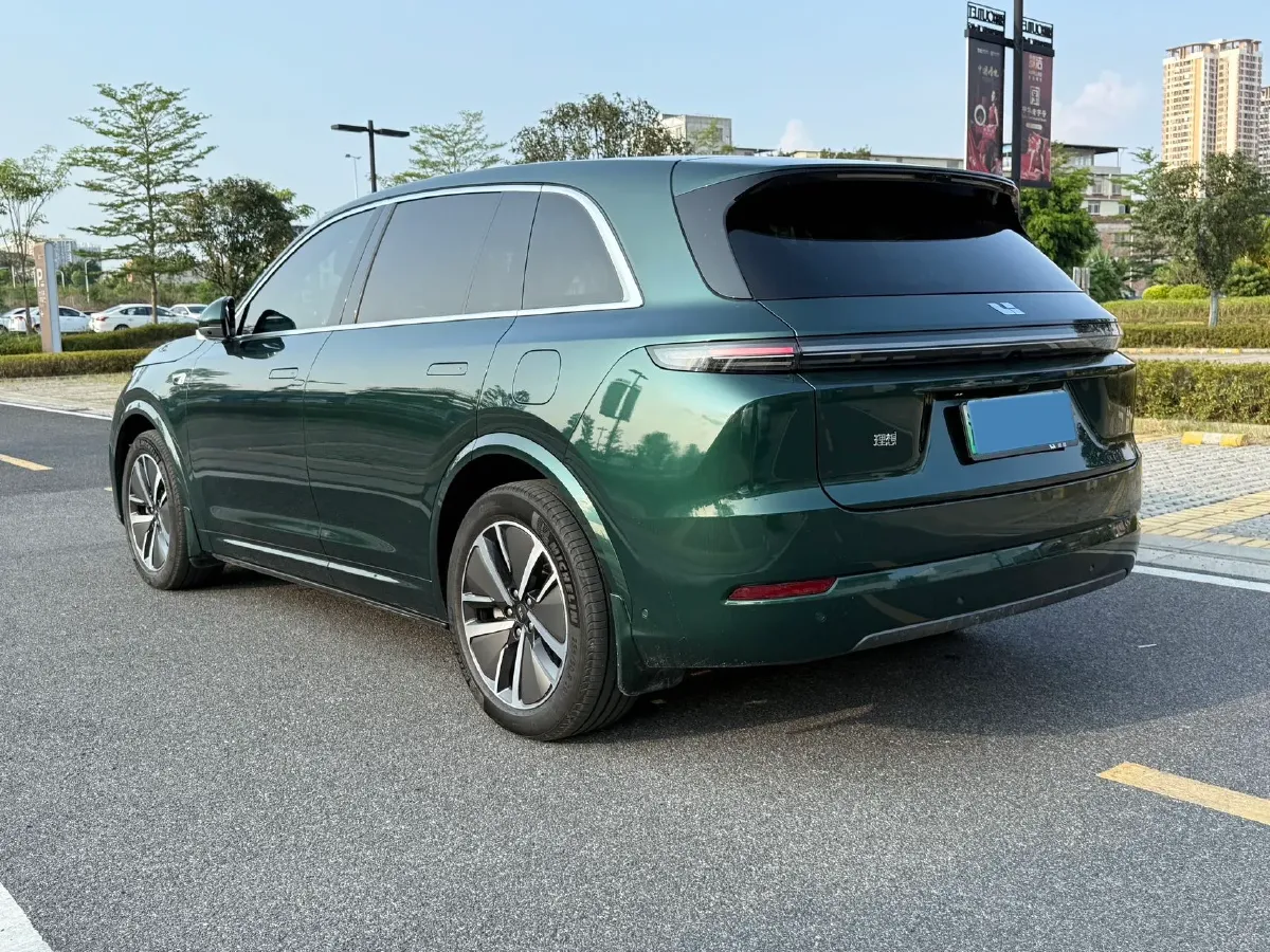 2024 Li L8 Range Extended 154HP REEV 42.8KWH,autocango,china used car exporter,china ev exporter,chinese used car exporter,chinese used ev exporter