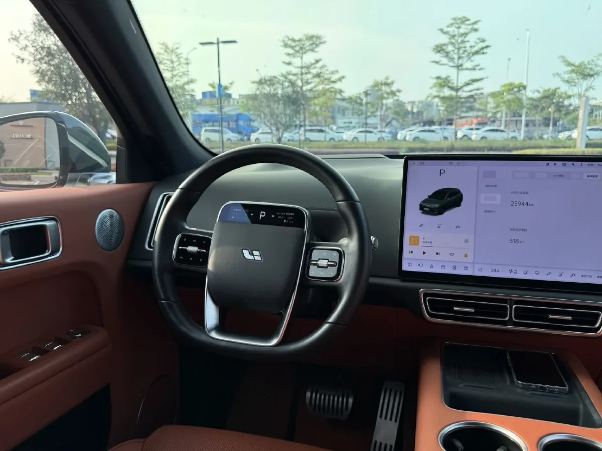 2024 Li L8 Range Extended 154HP REEV 42.8KWH,autocango,china used car exporter,china ev exporter,chinese used car exporter,chinese used ev exporter