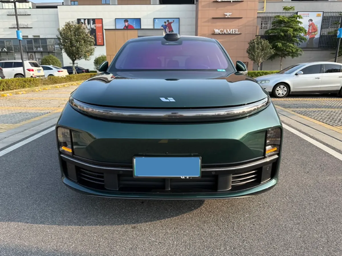 2024 Li L8 Range Extended 154HP REEV 42.8KWH,autocango,china used car exporter,china ev exporter,chinese used car exporter,chinese used ev exporter