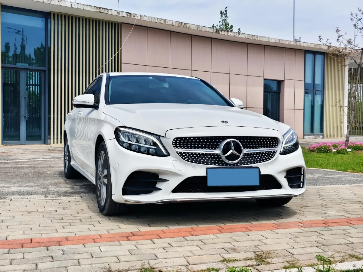 2020 Mercedes-Benz C Class 1.5T 156HP L4 9AT,autocango,china used car exporter,china ev exporter,chinese used car exporter,chinese used ev exporter