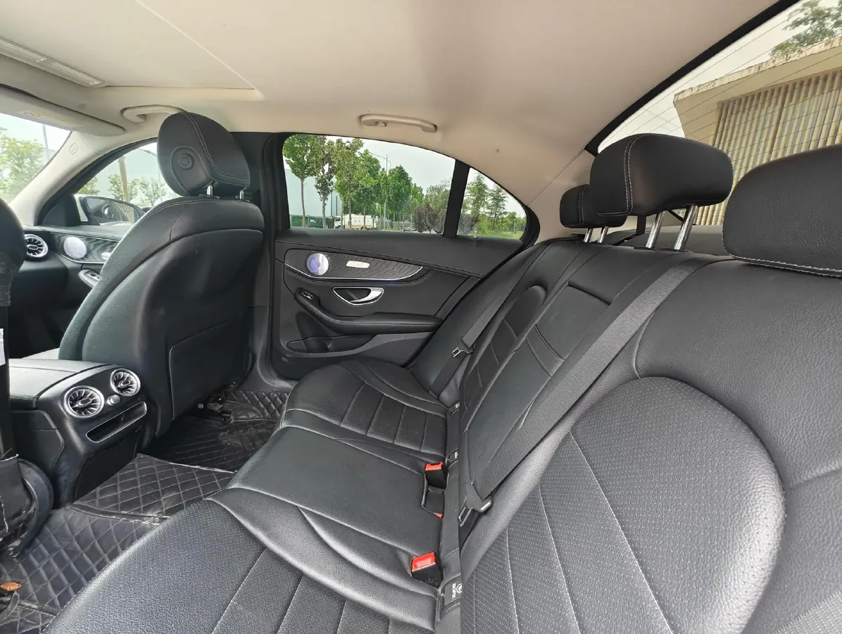 2020 Mercedes-Benz C Class 1.5T 156HP L4 9AT,autocango,china used car exporter,china ev exporter,chinese used car exporter,chinese used ev exporter