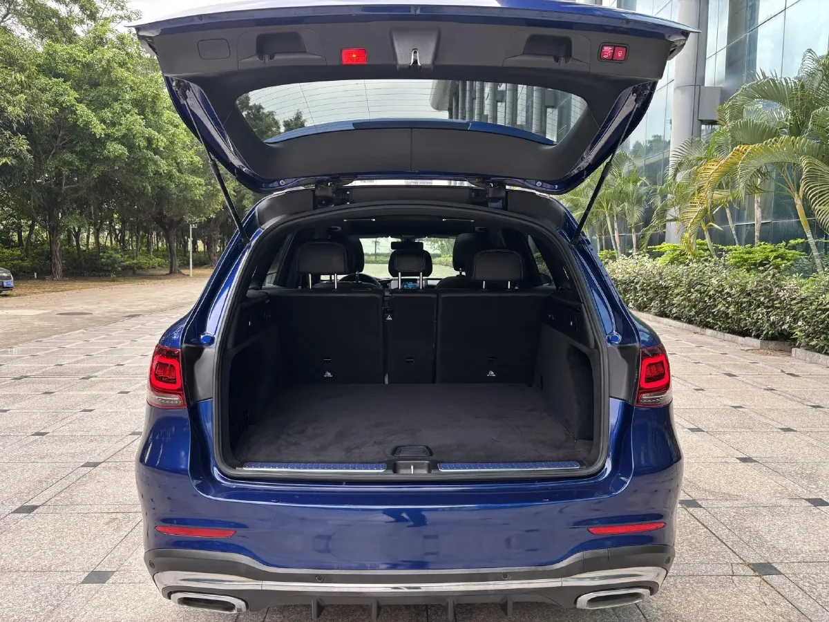 2021 Mercedes-Benz GLC Class 2.0T 197HP L4 9AT,autocango,china used car exporter,china ev exporter,chinese used car exporter,chinese used ev exporter