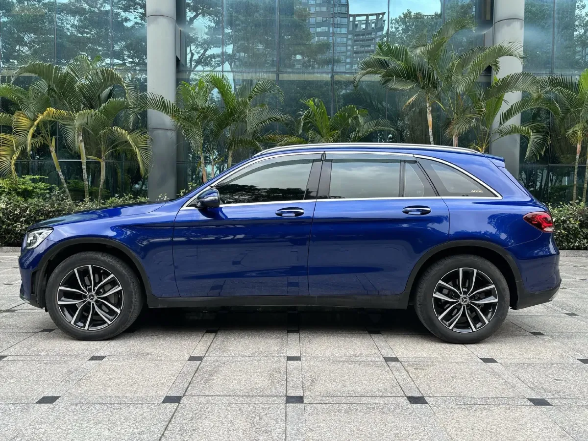 2021 Mercedes-Benz GLC Class 2.0T 197HP L4 9AT,autocango,china used car exporter,china ev exporter,chinese used car exporter,chinese used ev exporter