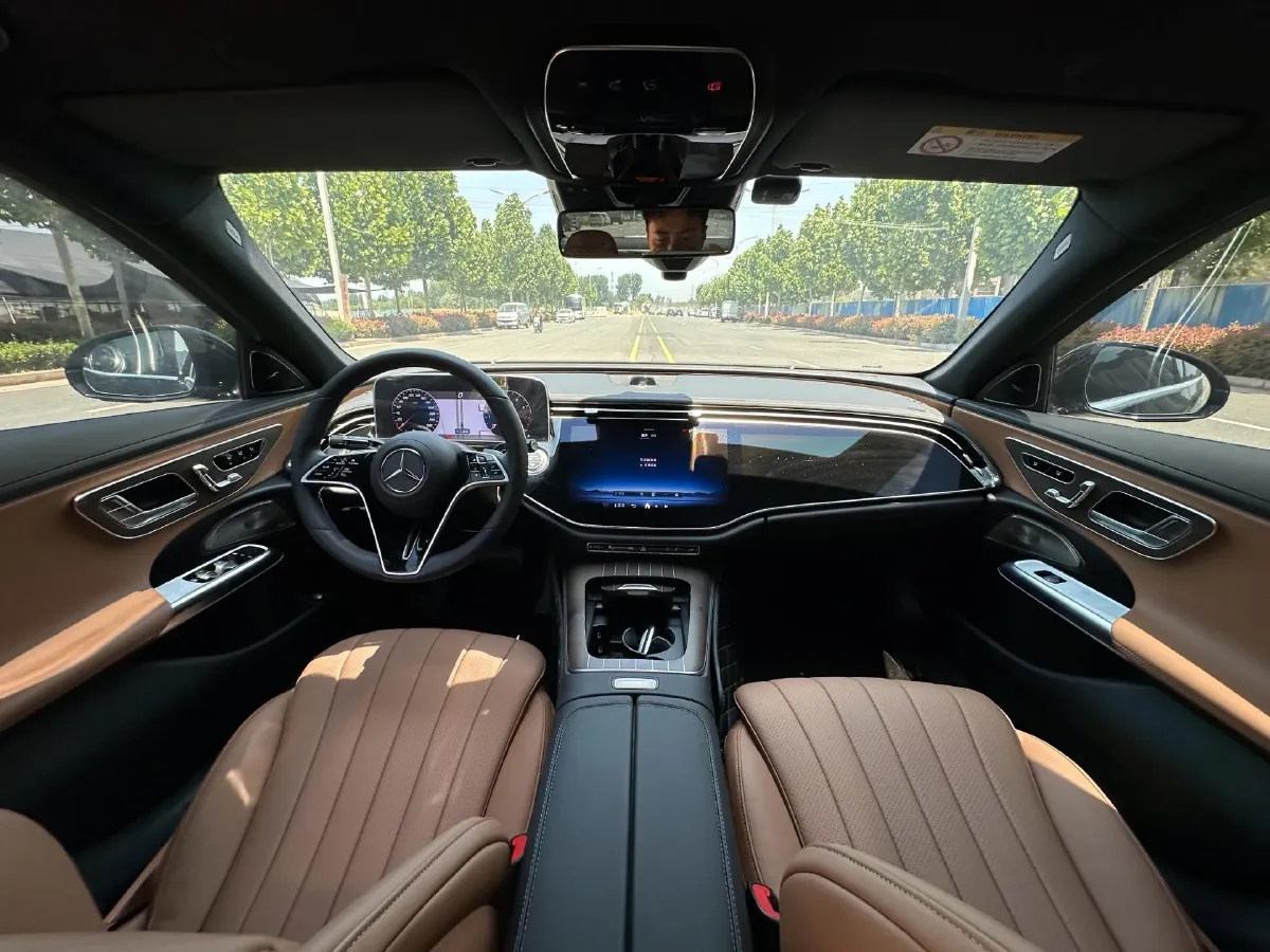 2024 Mercedes-Benz E Class 2.0T 258HP L4 9AT,autocango,china used car exporter,china ev exporter,chinese used car exporter,chinese used ev exporter