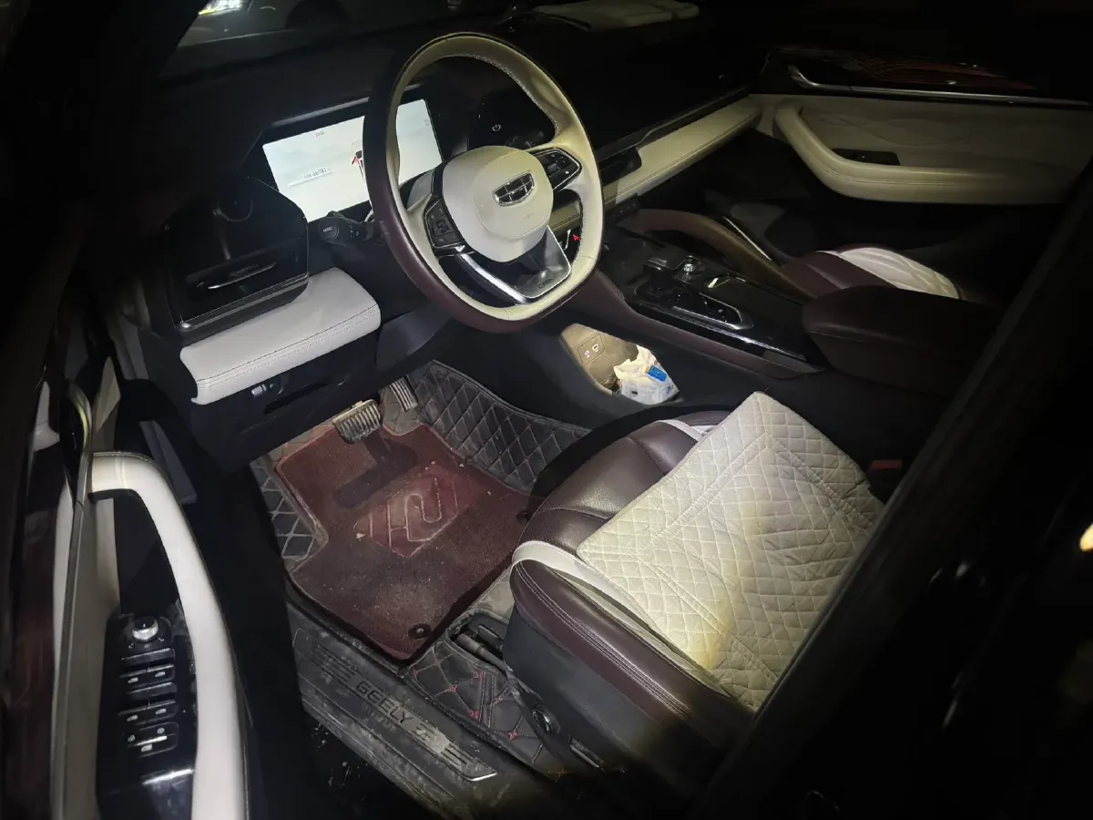 2021 Geely Monjaro 2.0T 218HP L4 7DCT,autocango,china used car exporter,china ev exporter,chinese used car exporter,chinese used ev exporter