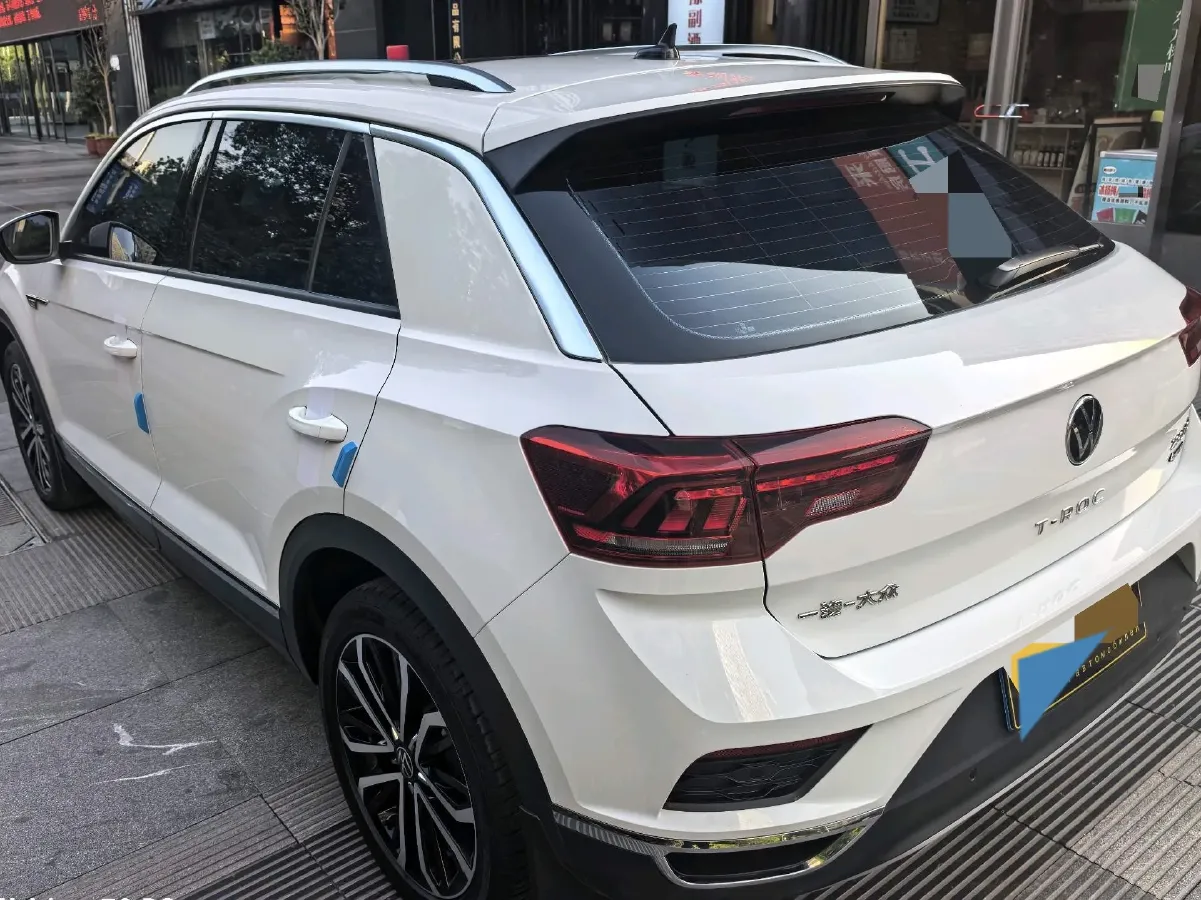 2021 Volkswagen T-Roc 1.4T 150HP L4 7DCT,autocango,china used car exporter,china ev exporter,chinese used car exporter,chinese used ev exporter