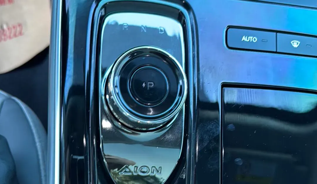 2022 ChangAn Oshan Z6 1.5T 170HP L4 6TCT PHEV 28.4KWH,autocango,china used car exporter,china ev exporter,chinese used car exporter,chinese used ev exporter