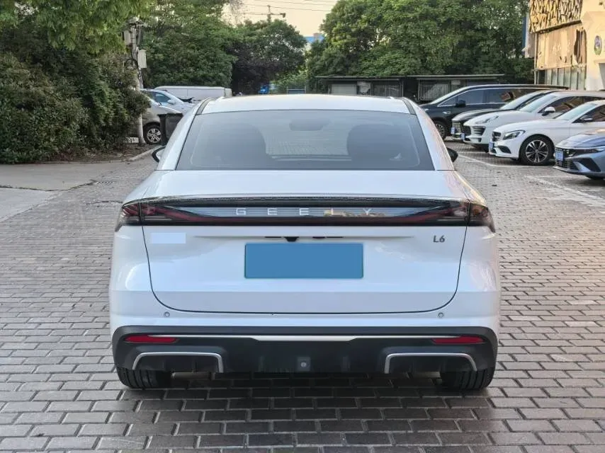 2024 Geely Galaxy L6 1.5T 163HP L4 3DHT PHEV,autocango,china used car exporter,china ev exporter,chinese used car exporter,chinese used ev exporter