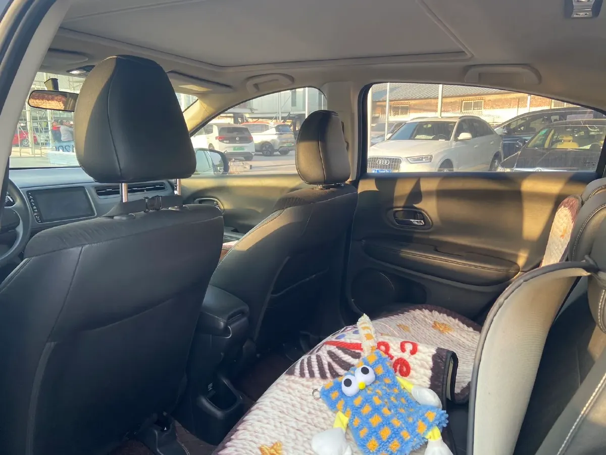 2022 Honda Vezel 1.5L 131HP L4 CVT,autocango,china used car exporter,china ev exporter,chinese used car exporter,chinese used ev exporter