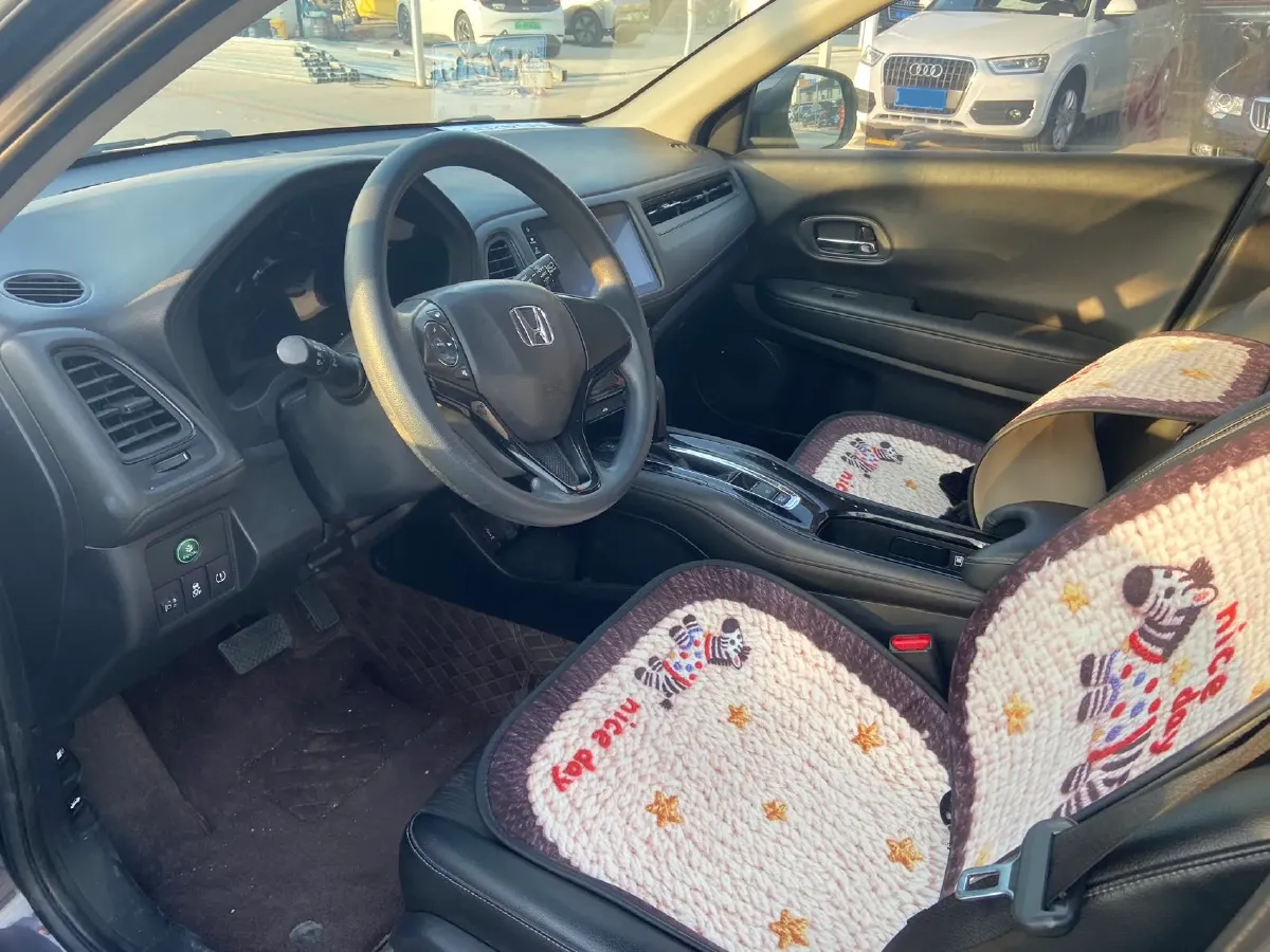 2022 Honda Vezel 1.5L 131HP L4 CVT,autocango,china used car exporter,china ev exporter,chinese used car exporter,chinese used ev exporter