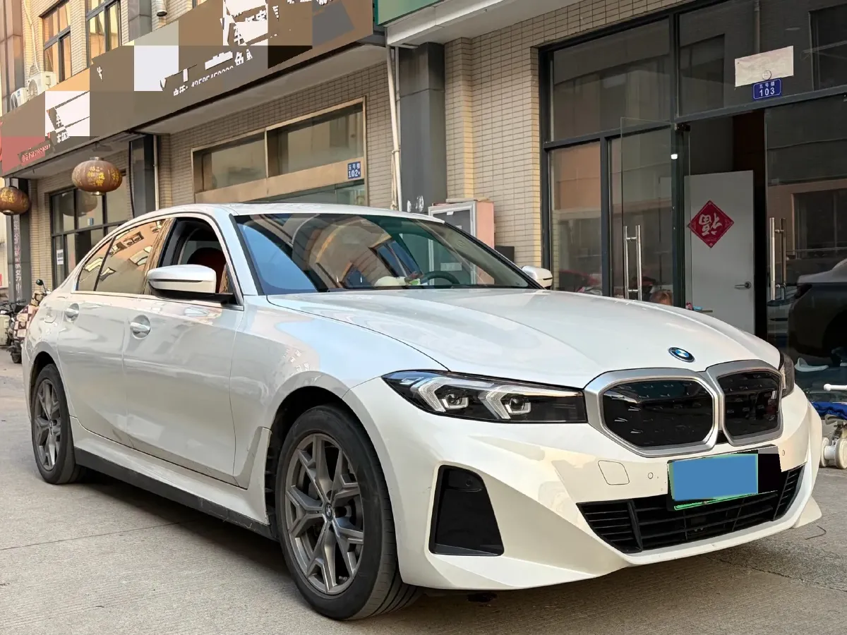 2024 BMW i3 BEV 70KWH,autocango,china used car exporter,china ev exporter,chinese used car exporter,chinese used ev exporter