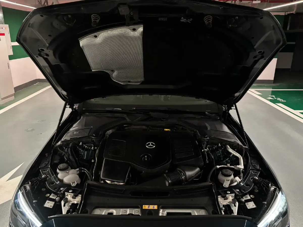 2022 Mercedes-Benz C Class 1.5T 204HP L4 9AT,autocango,china used car exporter,china ev exporter,chinese used car exporter,chinese used ev exporter