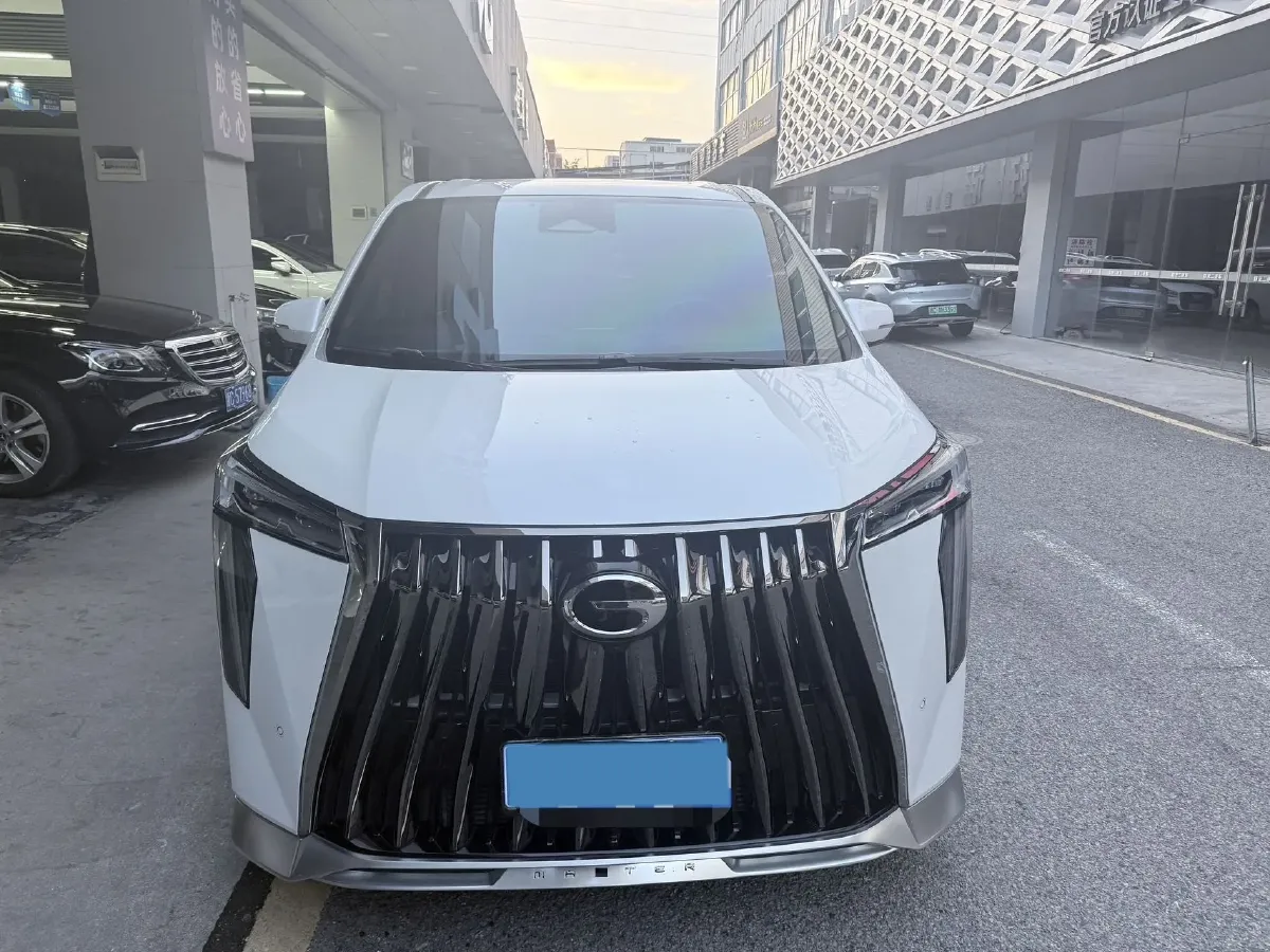 2023 GAC Trumpchi M8 2.0T 252HP L4 8AT,autocango,china used car exporter,china ev exporter,chinese used car exporter,chinese used ev exporter