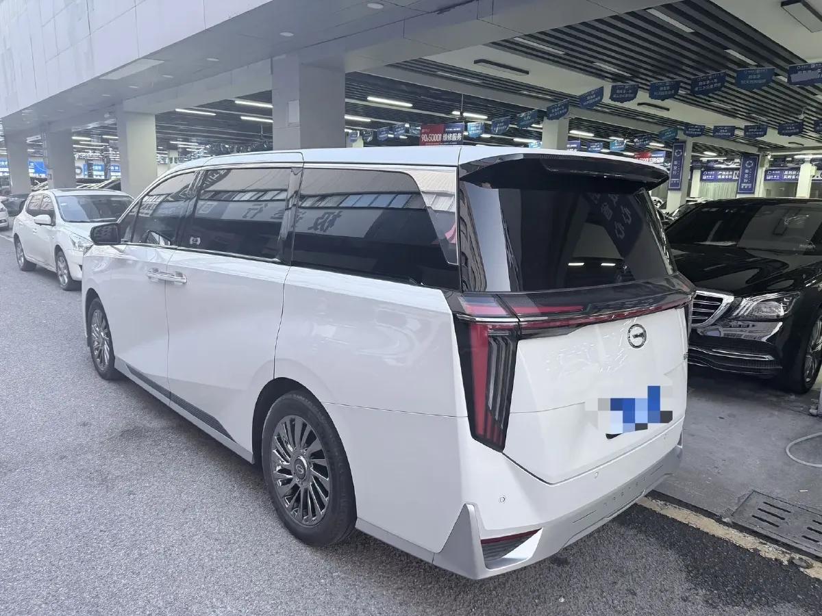 2023 GAC Trumpchi M8 2.0T 252HP L4 8AT,autocango,china used car exporter,china ev exporter,chinese used car exporter,chinese used ev exporter