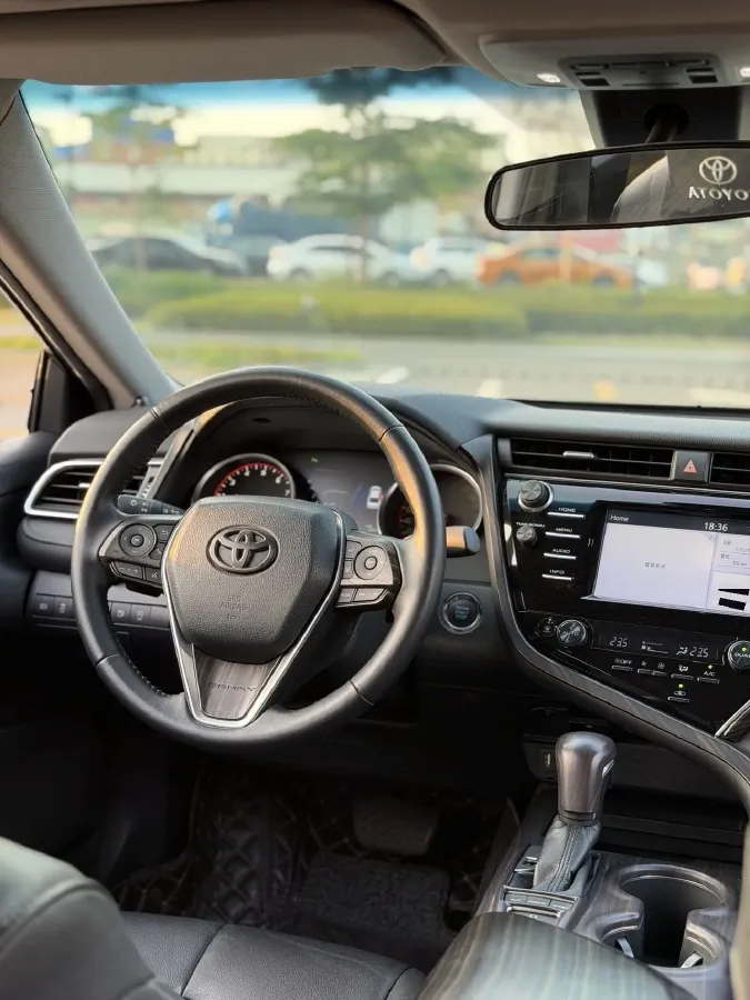 2018 Toyota Camry 2.5L 209HP L4 8AT,autocango,china used car exporter,china ev exporter,chinese used car exporter,chinese used ev exporter