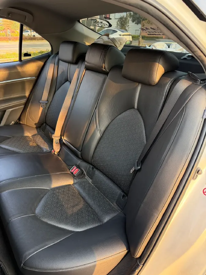 2018 Toyota Camry 2.5L 209HP L4 8AT,autocango,china used car exporter,china ev exporter,chinese used car exporter,chinese used ev exporter