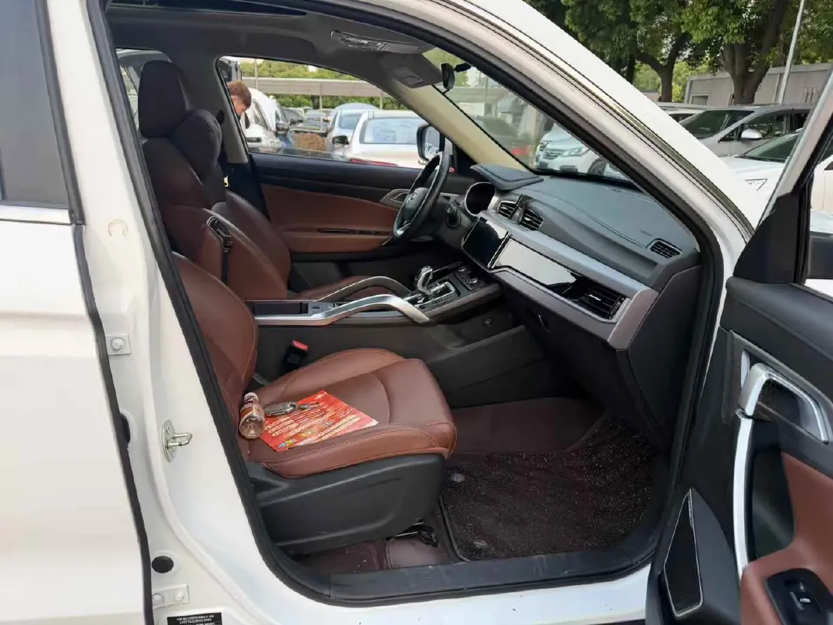 2021 Geely JiaJi 1.8T 184HP L4 7DCT,autocango,china used car exporter,china ev exporter,chinese used car exporter,chinese used ev exporter