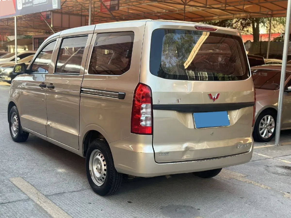 2018 WuLing HongGuang 1.5L 105HP L4 5MT,autocango,china used car exporter,china ev exporter,chinese used car exporter,chinese used ev exporter