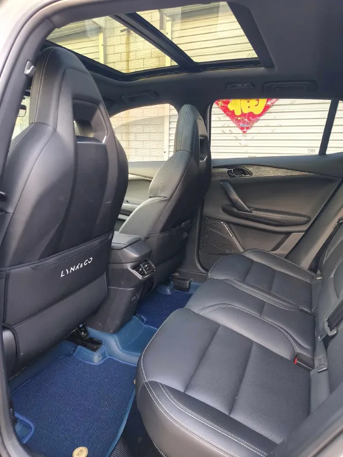 2023 LYNK&CO 03 1.5T 181HP L4 7DCT,autocango,china used car exporter,china ev exporter,chinese used car exporter,chinese used ev exporter