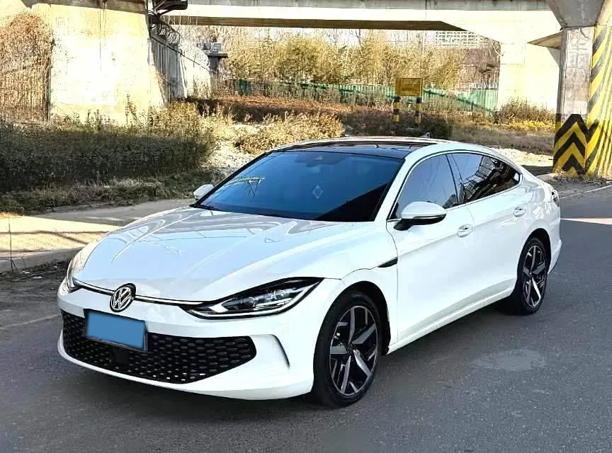 2023 Volkswagen Lamando 1.4T 150HP L4 7DCT,autocango,china used car exporter,china ev exporter,chinese used car exporter,chinese used ev exporter