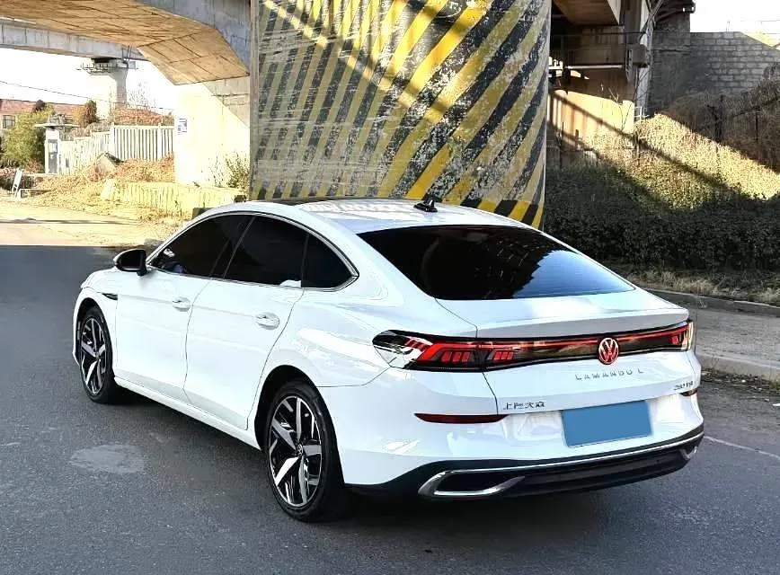 2023 Volkswagen Lamando 1.4T 150HP L4 7DCT,autocango,china used car exporter,china ev exporter,chinese used car exporter,chinese used ev exporter