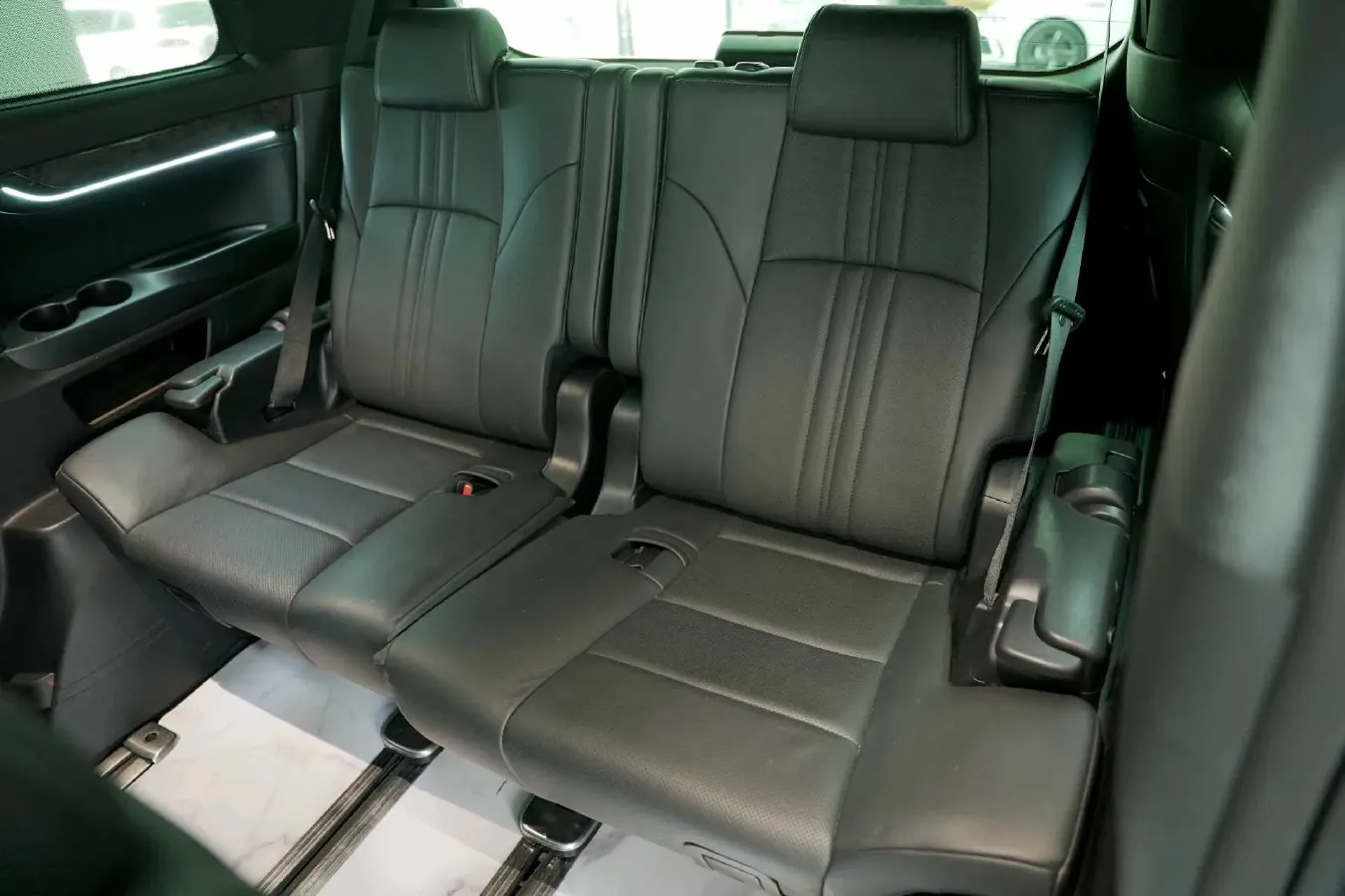 2019 Toyota Alphard 2.5L 117HP L4 E-CVT Hybrid,autocango,china used car exporter,china ev exporter,chinese used car exporter,chinese used ev exporter