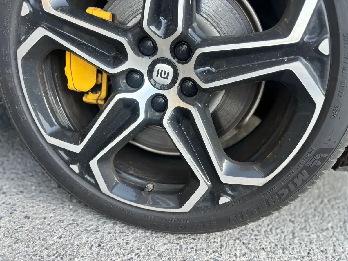 2024 MI SU7 BEV 73.6KWH,autocango,china used car exporter,china ev exporter,chinese used car exporter,chinese used ev exporter