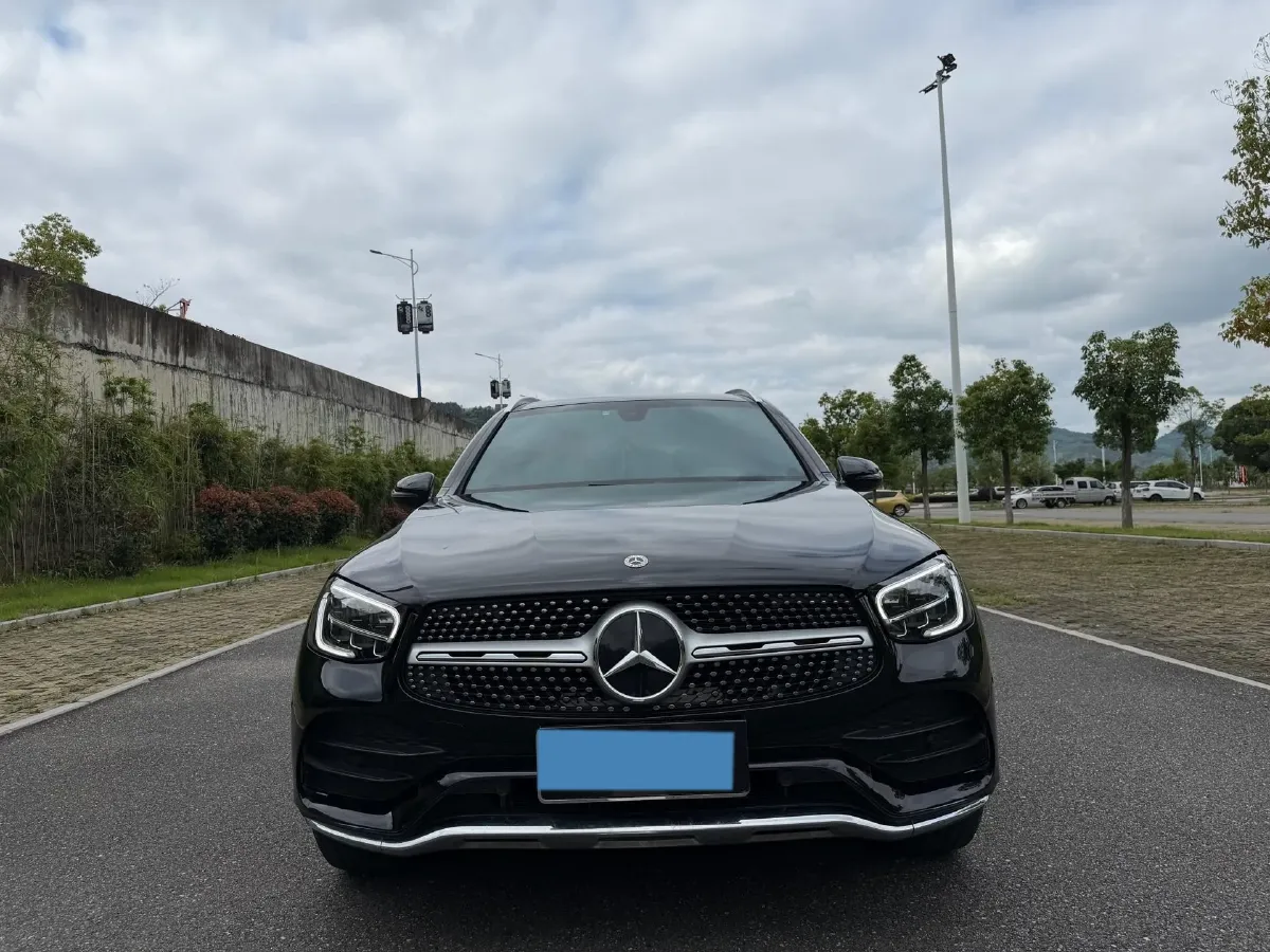 2022 Mercedes-Benz GLC Class 2.0T 197HP L4 9AT,autocango,china used car exporter,china ev exporter,chinese used car exporter,chinese used ev exporter