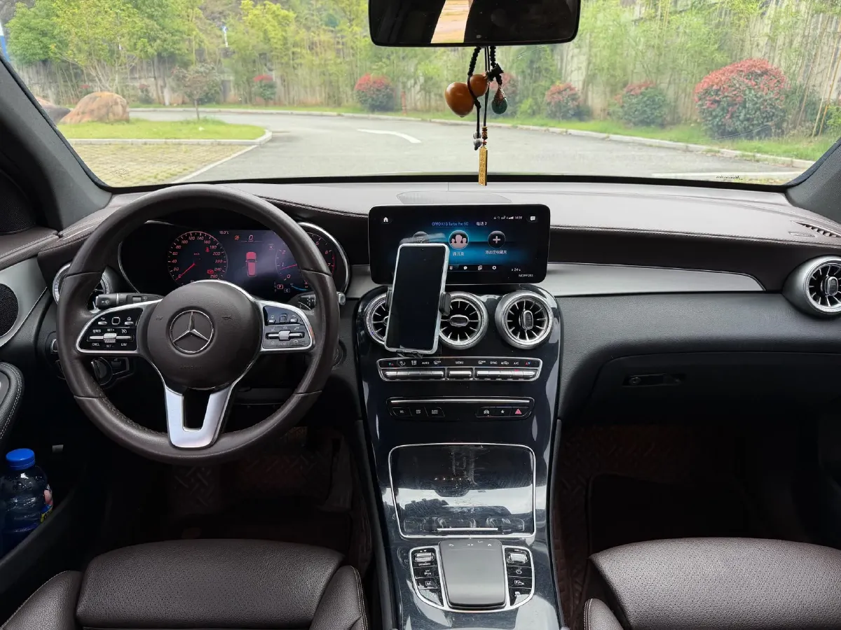 2022 Mercedes-Benz GLC Class 2.0T 197HP L4 9AT,autocango,china used car exporter,china ev exporter,chinese used car exporter,chinese used ev exporter