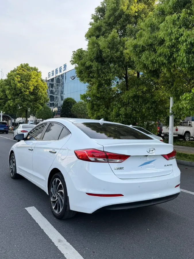 2020 Hyundai Elantra 1.5L 115HP L4 CVT,autocango,china used car exporter,china ev exporter,chinese used car exporter,chinese used ev exporter