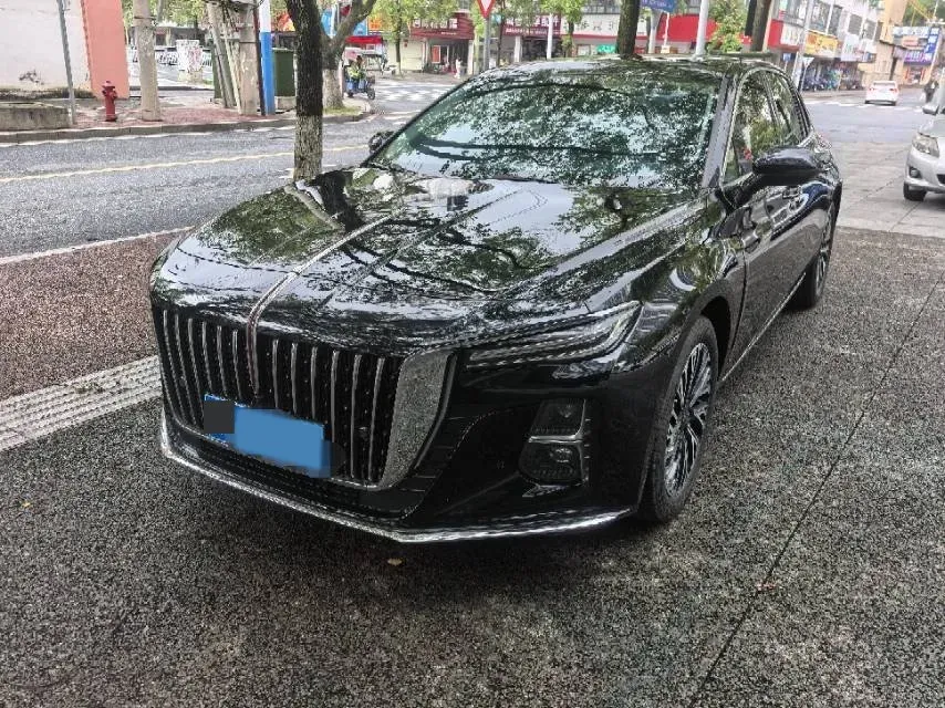 2024 HongQi H5 2.0T 224HP L4 8AT,autocango,china used car exporter,china ev exporter,chinese used car exporter,chinese used ev exporter
