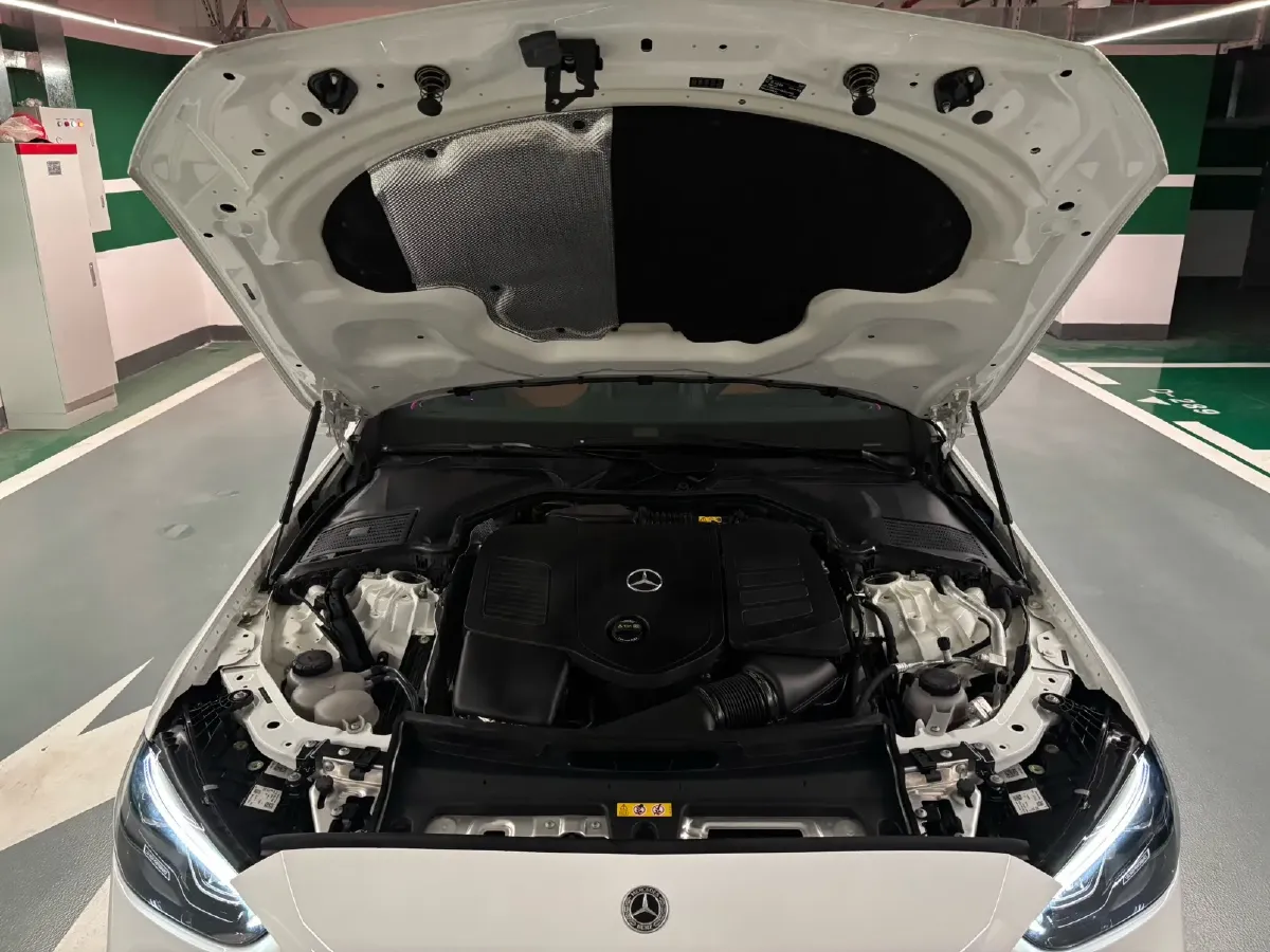 2023 Mercedes-Benz C Class 1.5T 204HP L4 9AT,autocango,china used car exporter,china ev exporter,chinese used car exporter,chinese used ev exporter